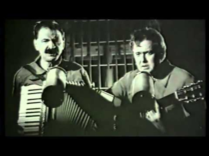 Олейник и стоянов песня. Олейник и стоянов песня