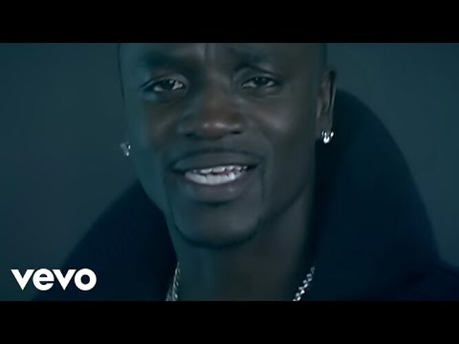 Akon smack that ремикс. Akon Eminem. Konvicted Эйкон. Smack that Эйкон. Эйкон 2022.