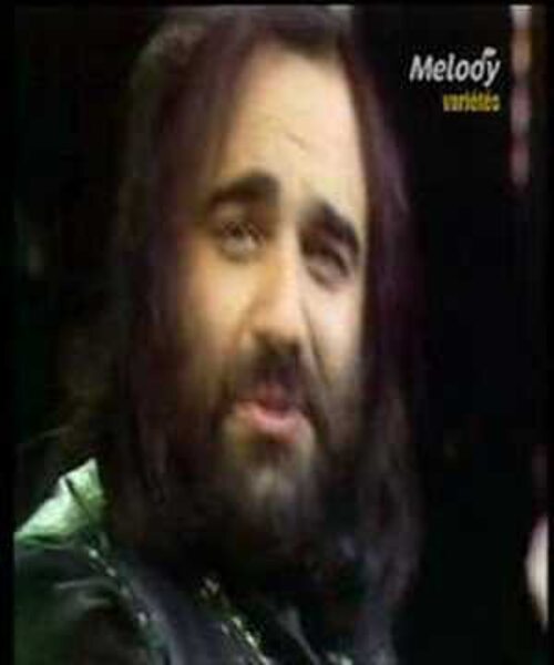 демис руссос сувенир на русском. песня от сувенира к сувениру демис руссос. демис руссос фото. демис руссос. итальянский певец демис руссос.