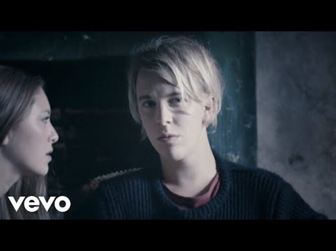 Another love set fire. Tom odell - another love (official video). musekoreноты another love. tom odell another love ноты. another love tom odell текст.