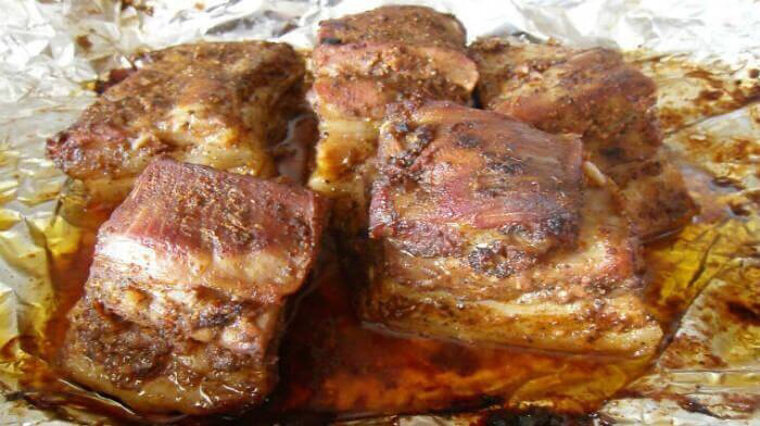 Замариновать грудинку для духовки. Грудинка запеченная в духовке. Замариновать грудинку для духовки. Грудинка запеченная в духовке. Грудинка свиная запеченная в духовке.