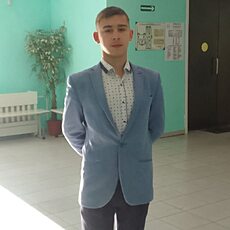 Фотография мужчины Илья, 19 лет из г. Горно-Алтайск