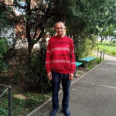 Фотография мужчины Владимир, 65 лет из г. Майкоп