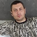 Dmitri Averin, 33 года