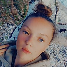 Фотография девушки Ольга, 18 лет из г. Ангарск