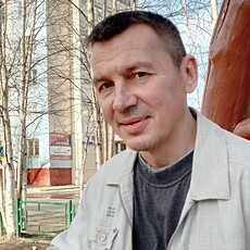 Фотография мужчины Рома, 46 лет из г. Усинск