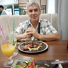 Фотография мужчины Анатолий, 47 лет из г. Новосемейкино