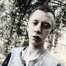 Фотография мужчины Андрей, 18 лет из г. Солнечнодольск