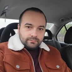 Фотография мужчины Cosmin, 28 лет из г. Iași