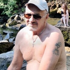 Фотография мужчины Владимир, 66 лет из г. Барнаул