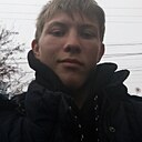 Вячеслав, 18 лет