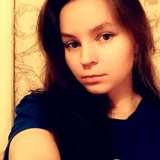 Фотография девушки Ира, 21 год из г. Омутнинск