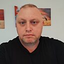 Alexander, 43 года