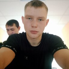 Фотография мужчины Макс, 24 года из г. Стрежевой
