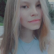Фотография девушки Аня, 18 лет из г. Ханты-Мансийск