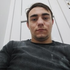 Фотография мужчины Алмаз, 21 год из г. Благовещенск (Башкортостан)