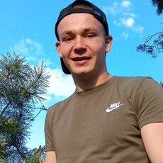 Фотография мужчины Aleksandar, 21 год из г. Рыльск