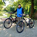 Levani, 42 года