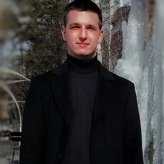 Дмитрий, 26 из г. Северобайкальск.