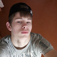 Фотография мужчины Илья, 18 лет из г. Буда-Кошелево