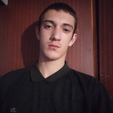 Фотография мужчины Владислав, 18 лет из г. Ялуторовск
