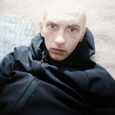 Фотография мужчины Владимир, 24 года из г. Шелехов