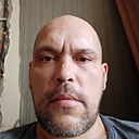 Макс, 44 года