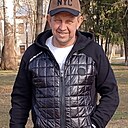 Anatoly, 44 года