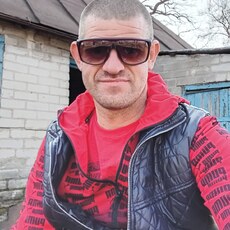 Фотография мужчины Юрчік, 40 лет из г. Першотравневое