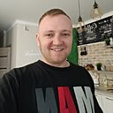 Юра, 33 года