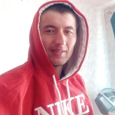 Фотография мужчины Баха, 32 года из г. Ноябрьск