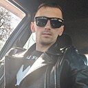 Денис, 33 года