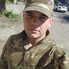 Денис, 25 из г. Луганск.