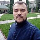 Зафар Усмонов, 42 года