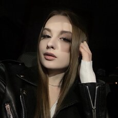 Фотография девушки Полина, 18 лет из г. Ижевск