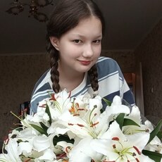 Фотография девушки Настя, 18 лет из г. Козьмодемьянск