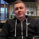 Михаил, 33 года