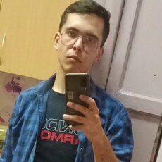 Фотография мужчины Рустам, 21 год из г. Глазов