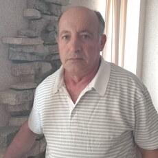 Petik Abrahamyan, 59 из г. Абакан.