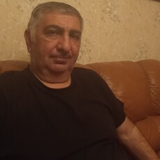 Фотография мужчины Армен, 63 года из г. Санкт-Петербург
