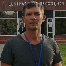 Фотография мужчины Slava, 34 года из г. Чапаевск