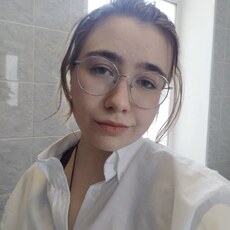 Лиза, 18 из г. Москва.