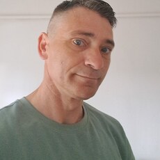 Фотография мужчины Codrut, 44 года из г. Bacău