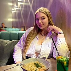 Фотография девушки Кристина, 25 лет из г. Санкт-Петербург