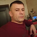 Лёва, 44 года