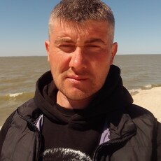 Фотография мужчины Михаил, 35 лет из г. Азов