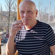 Фотография мужчины Юрий, 62 года из г. Гуково