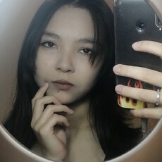 Фотография девушки Лия, 21 год из г. Астрахань