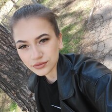 Фотография девушки София, 20 лет из г. Железногорск