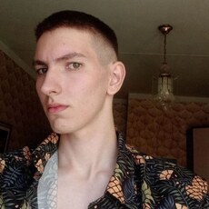 Саша, 19 из г. Новороссийск.
